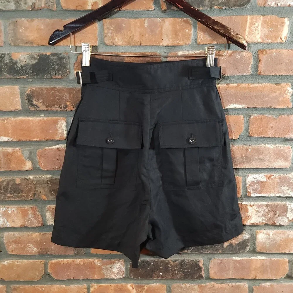 COS new pleated